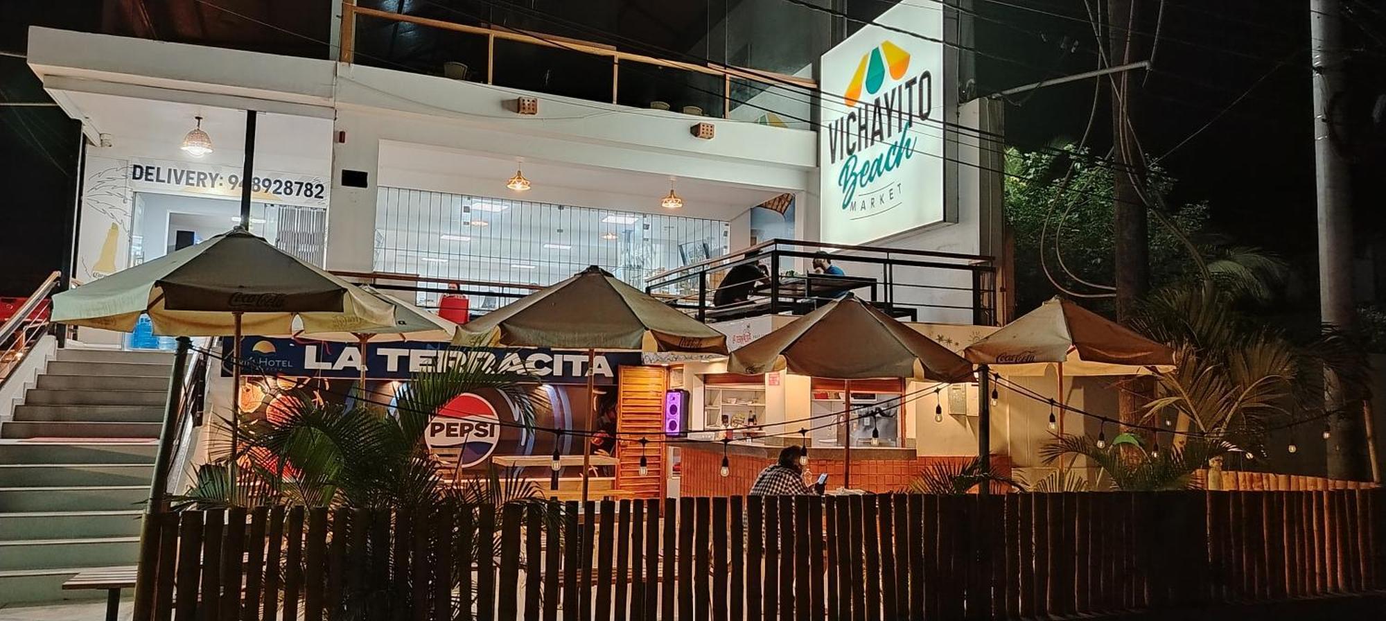 Prim Hotel Вичайито Экстерьер фото