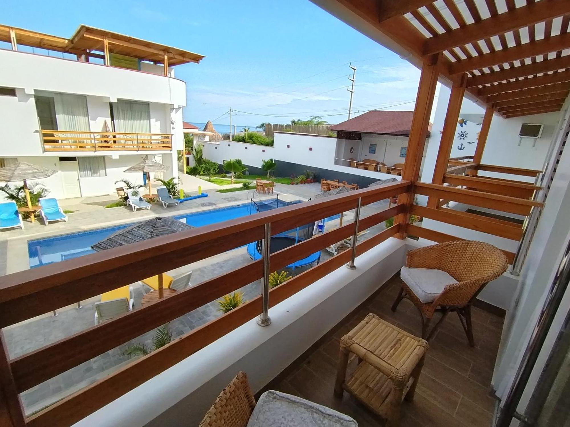 Prim Hotel Вичайито Экстерьер фото