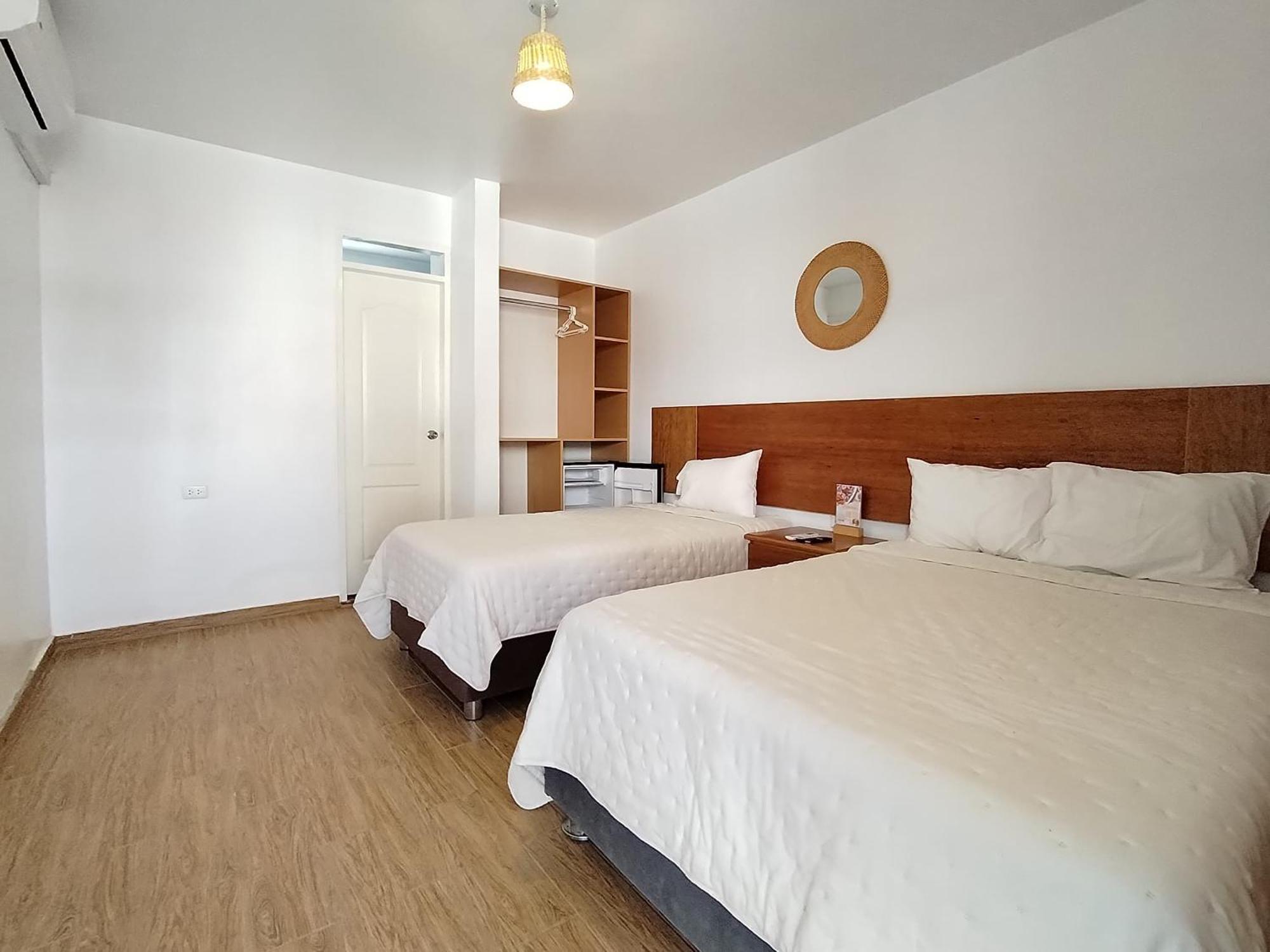 Prim Hotel Вичайито Экстерьер фото