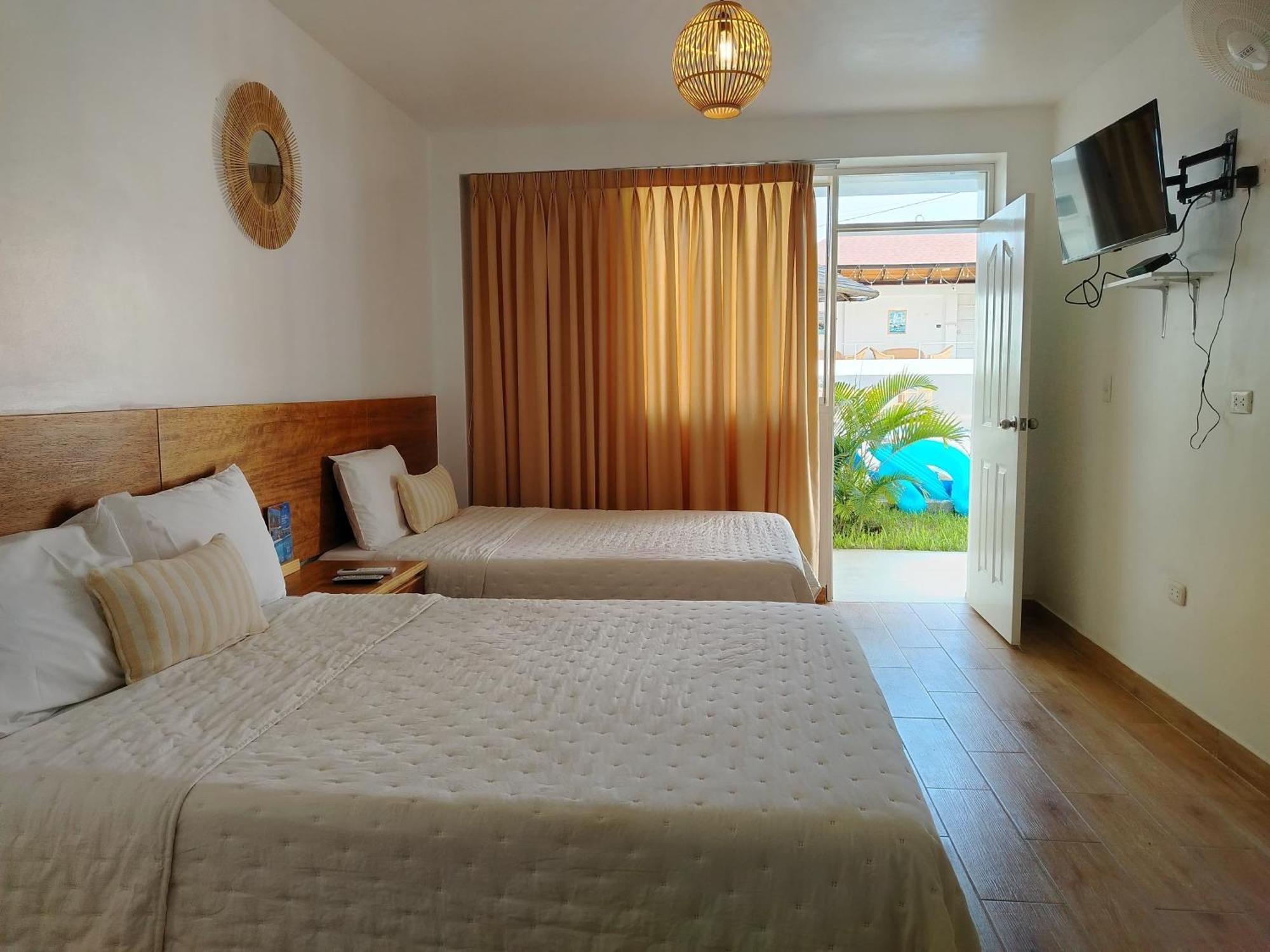 Prim Hotel Вичайито Экстерьер фото