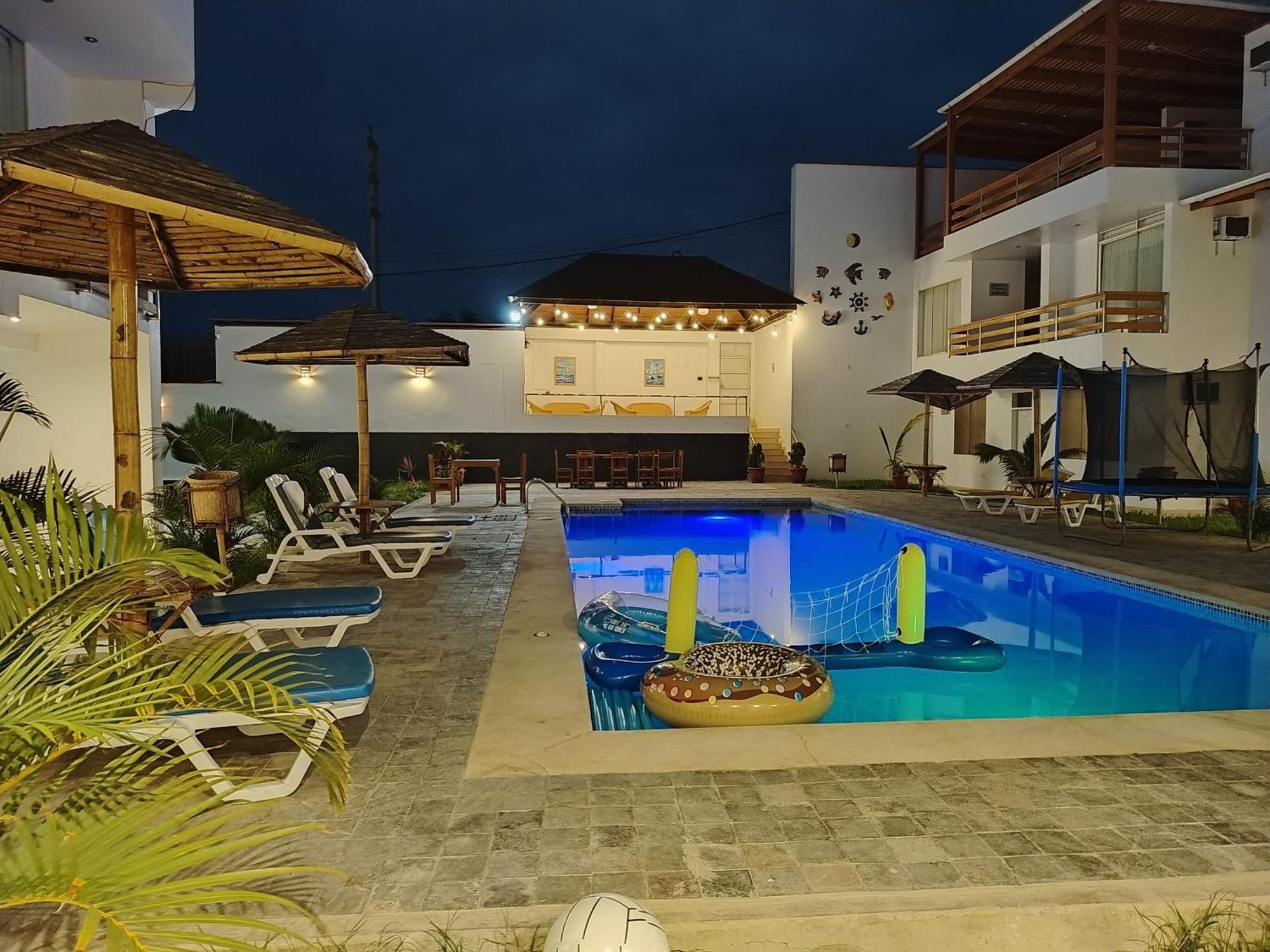 Prim Hotel Вичайито Экстерьер фото
